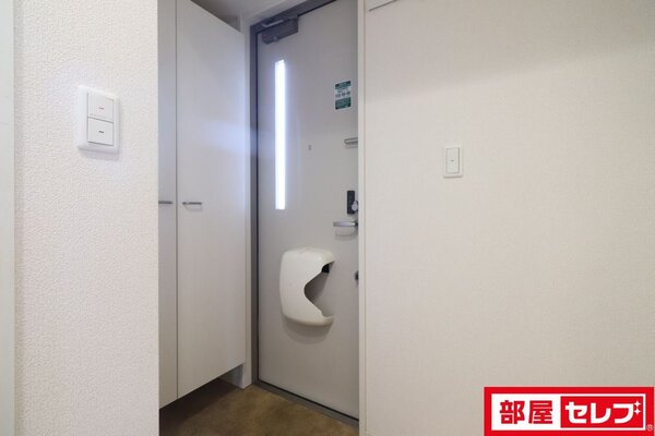 201号室の写真参照