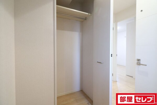 201号室の写真参照