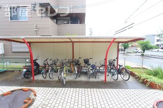 敷地内に整備された公園があります。