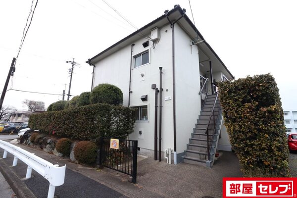 白を基調とした外観です。