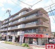 メゾン・ファミール