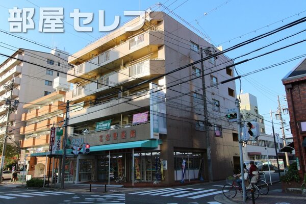 綺麗な外観ですね。