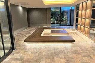 ラウンジ