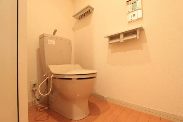 清潔トイレットルームです。