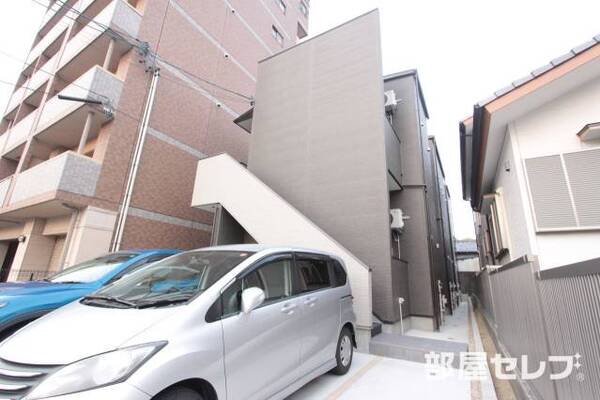 外観からおしゃれな物件です