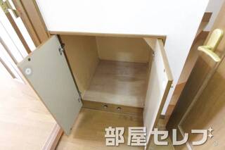 収納スペースもあります。