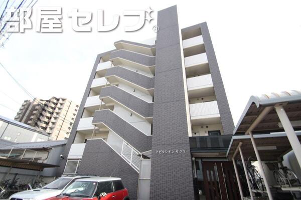 おしゃれな外観で新しい。。