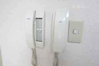 インターホンあります。