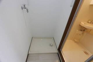 403号室内装写真参照