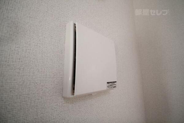 24時間換気システムです。