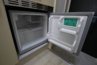 冷蔵庫完備しています。106号室の写真です。