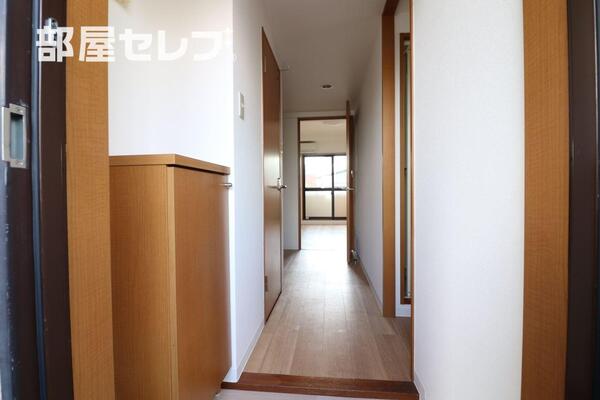 靴もたくさん入りますね