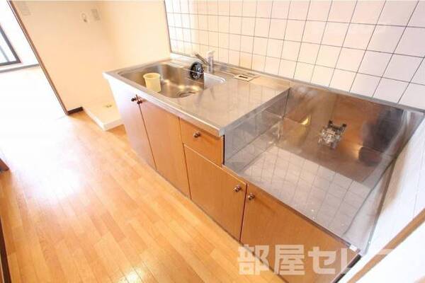 ※別の部屋の写真を流用しています。