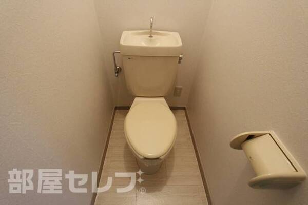 ※302号室内装写真参照
