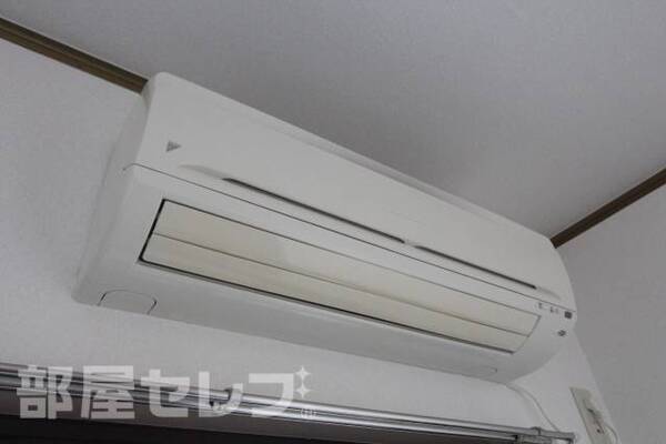 ※302号室内装写真参照