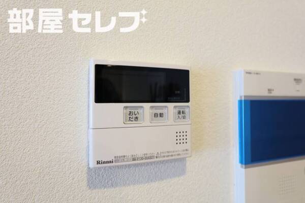 ※モデルルーム（階数によって色合いの相違があります。）