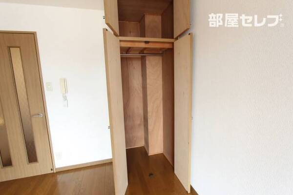 ＊101号室参照