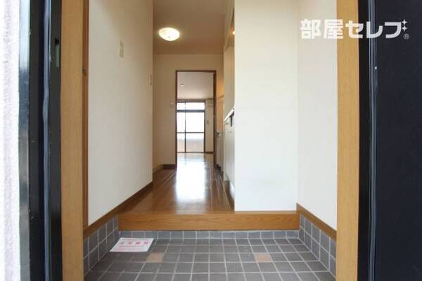 ＊101号室参照