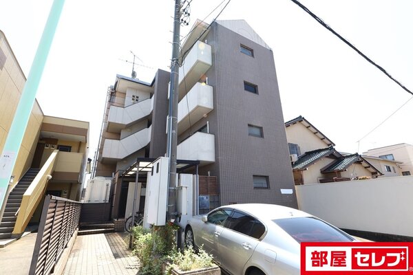 キレイな建物です。