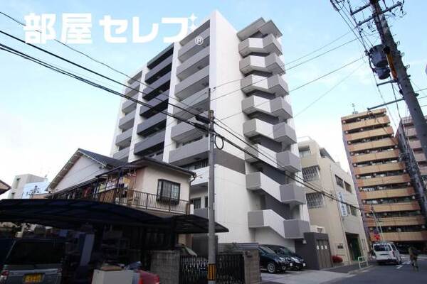 オシャレな外観
