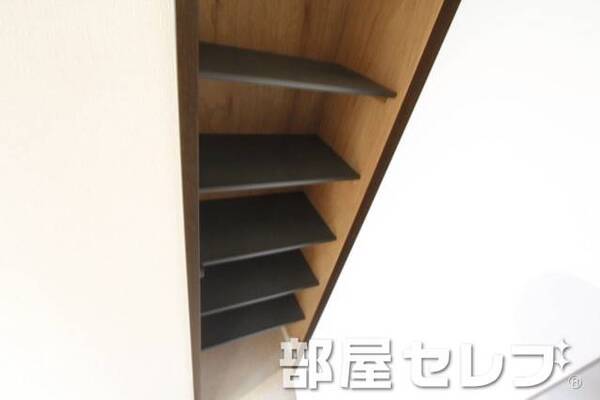 シューズボックスで整理整頓出来ます。