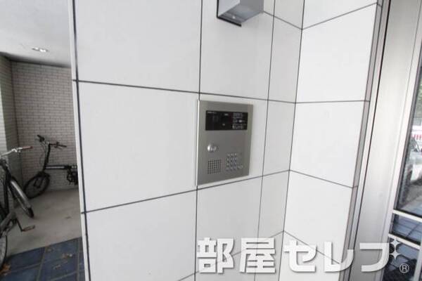 オートロックで安心ですね。
