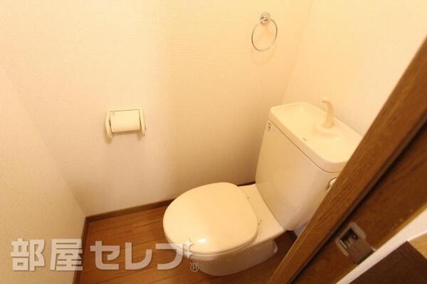 清潔感の在るお手洗い。