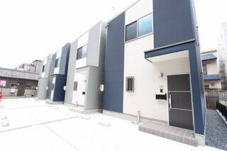 落ち着いた住宅街の素敵なメゾネット