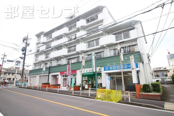 鉄筋コンクリート造の建物ですよ。