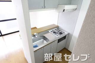 カウンターシステムキッチン。