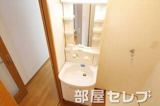 洗髪洗面化粧台いいですね。