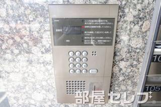 オートロックで安心。