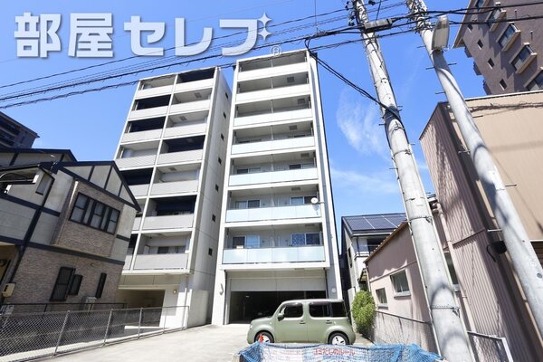 コンクリート打ちっぱなし。