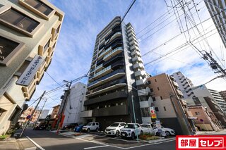 建物 外観(横)