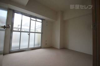 寝室に子供部屋にも変身できます。
