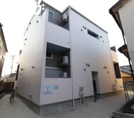 リバティ八田