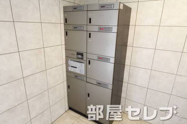 外出も安心宅配BOXです。