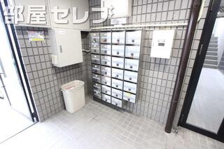 ダイヤル式ポスト。