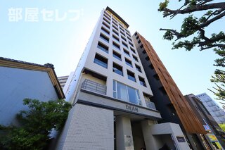 オシャレな外観
