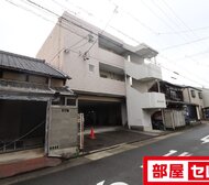 コーポヤマダ