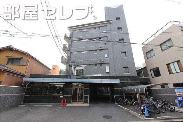 日当たりのよい外観です。