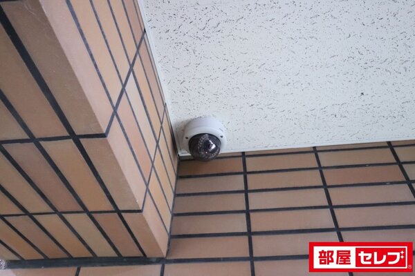 監視カメラ
