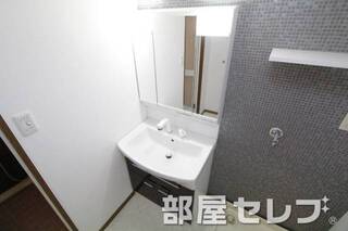 洗髪洗面化粧台。