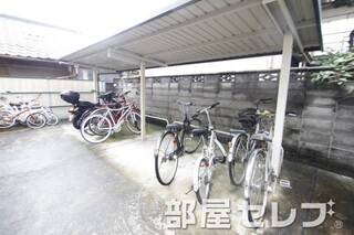 自転車置場。