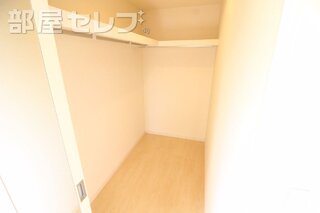 清潔感のある洗面台です。