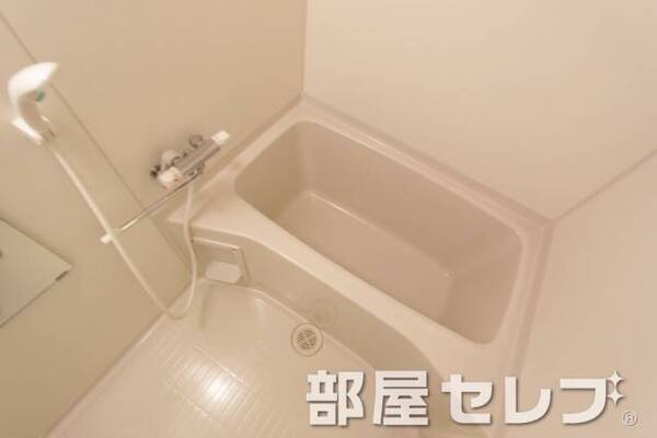 お風呂もきれいにしています。