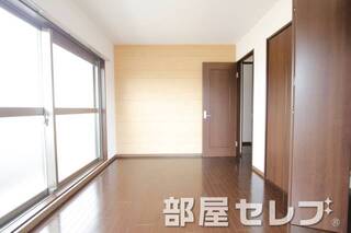 明るいお部屋です。