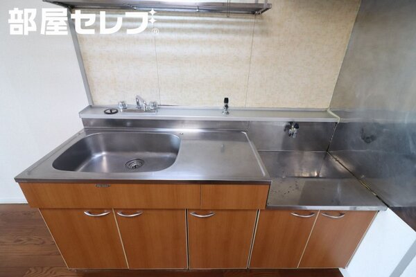 ※4Ａ室内参照