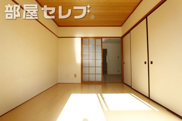 写真は106号室です