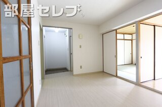 写真は106号室です